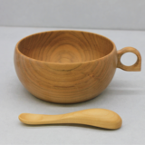 お子様におすすめ！　食べさせスプーン付きマグカップ