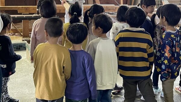 可愛いお客様が工場見学に